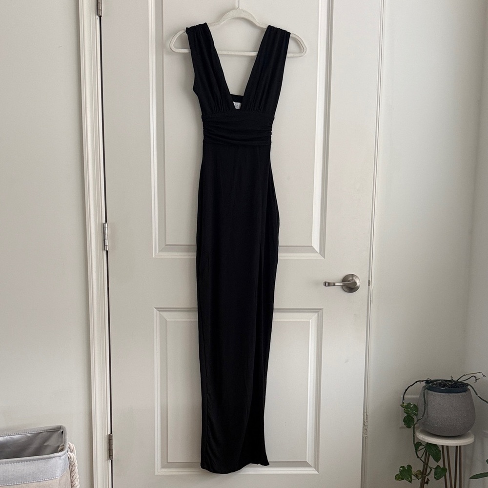 Oh Polly Black V-Neck Maxi Gown